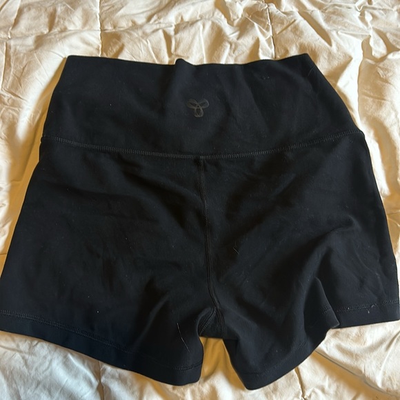 Size large TNA short - Picture 4 of 4